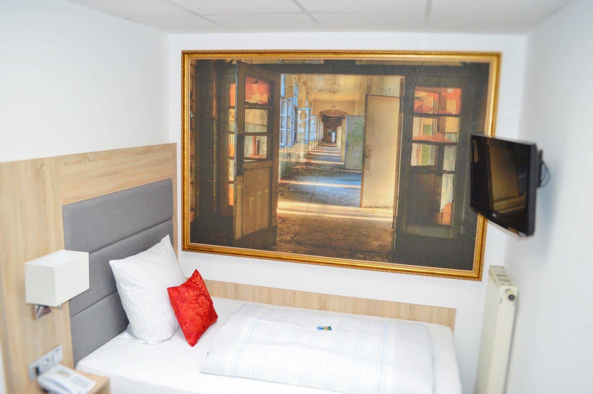 Pallas Hotel Darmstadt Zewnętrze zdjęcie